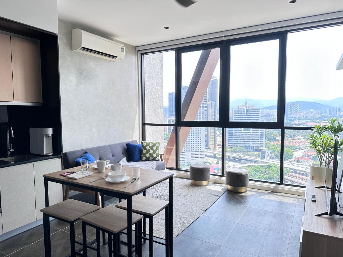 Scarletz Suites Klcc Twin Tower By Purple Orchid Kuala Lumpur Buitenkant foto