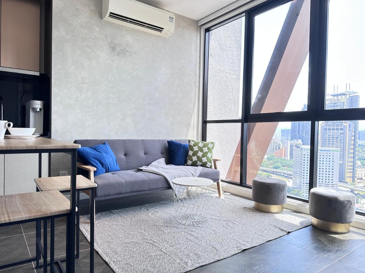 Scarletz Suites Klcc Twin Tower By Purple Orchid Kuala Lumpur Buitenkant foto