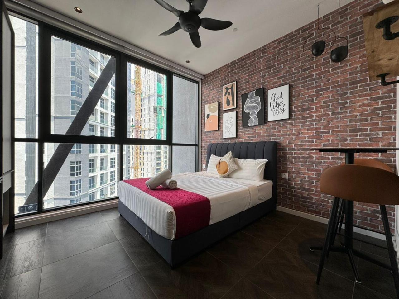 Scarletz Suites Klcc Twin Tower By Purple Orchid Kuala Lumpur Buitenkant foto